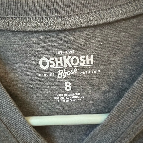 Oshkosh: Boys Grey Bear T-Shirt: Size 8 - Picture 4 of 6
